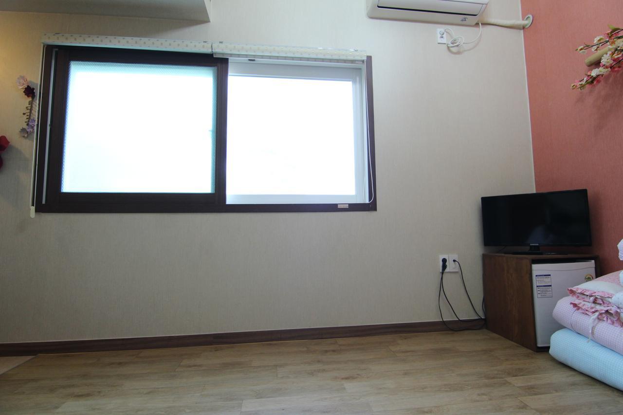 Eunhaengro 86.2 Hotell Jeonju Eksteriør bilde